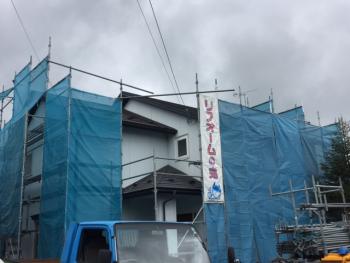 外壁・屋根塗装工事始まりました。