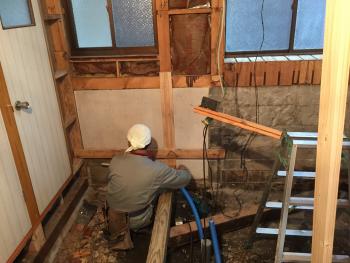 浴室解体工事！真っ最中！