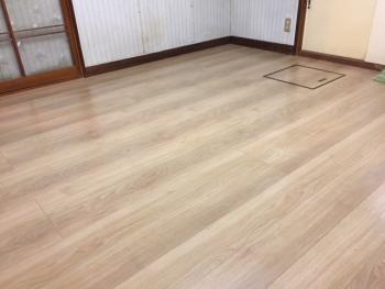 台所床張りでリフレッシュ