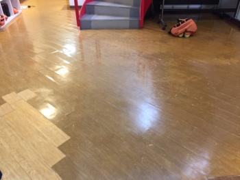 施設床張替え工事・・・完成！