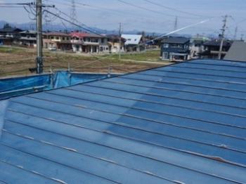 またまた屋根塗装始まり