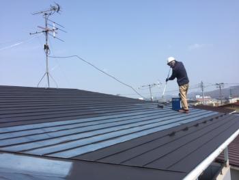 またまた屋根塗装始まり