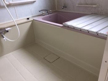 浴室改修工事・・・始まります。