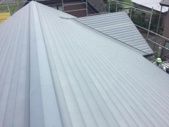 外装事業部　新たに外壁塗り替え始まりました。