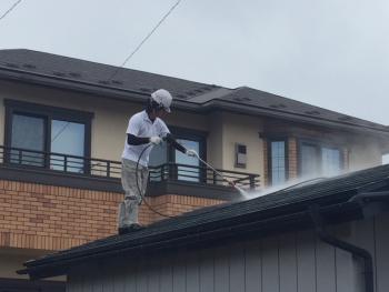 小屋の屋根塗装もおまかせ　こだわり施工