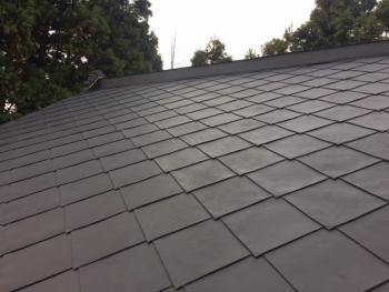 外装事業部　下塗り（平葺き屋根）