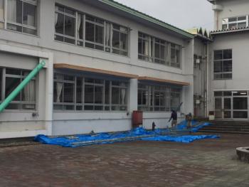 外装事業部　学校施設の工事