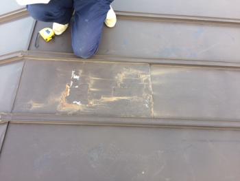 屋根塗装の前の屋根修理