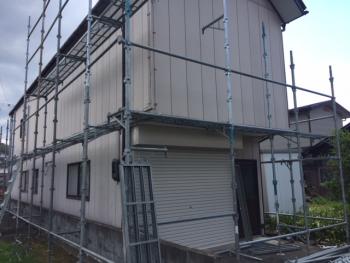 屋根・外壁塗り替え工事　足場設置