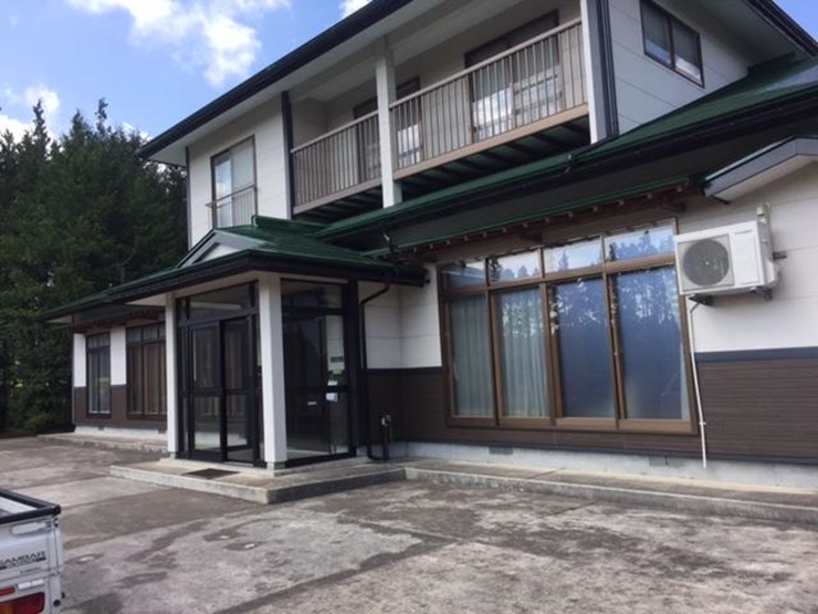 北上市 I様 外装張替え工事 腰壁ｻｲﾃﾞｨﾝｸﾞ 絆すてーしょん リフォームを北上でするなら